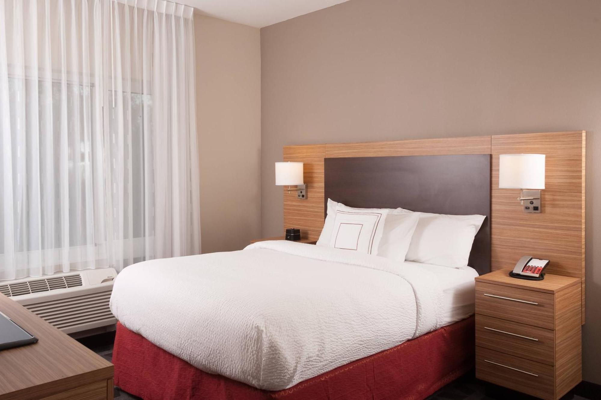 Towneplace Suites By Marriott Charleston Airport/Convention Center North Charleston Ngoại thất bức ảnh